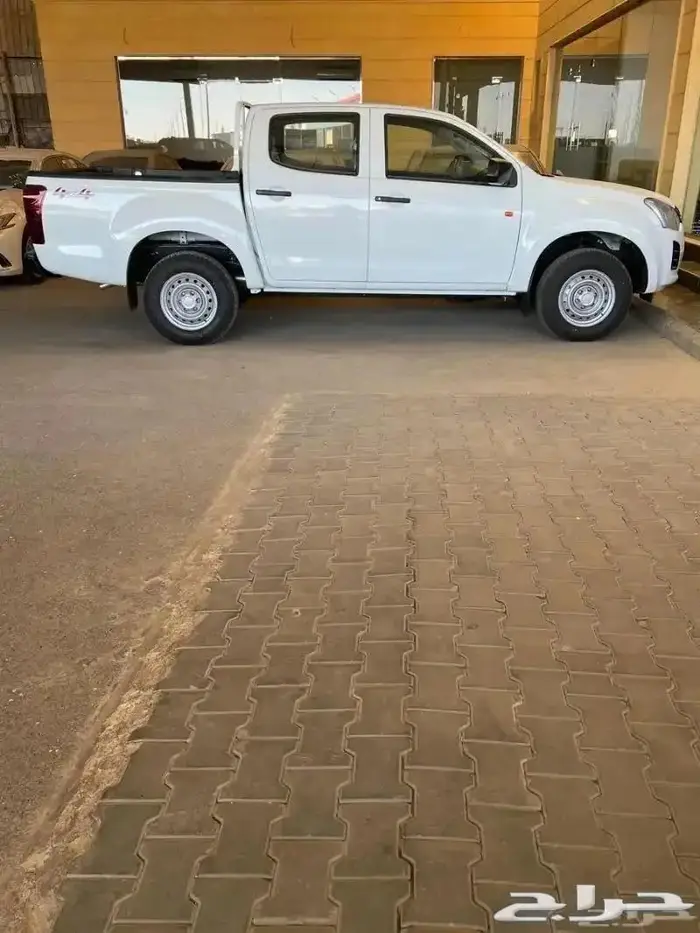 ايسوزو بكب غمارتين ستاندر بدون دبل 150حصان زجاج كهرباء 2024 1