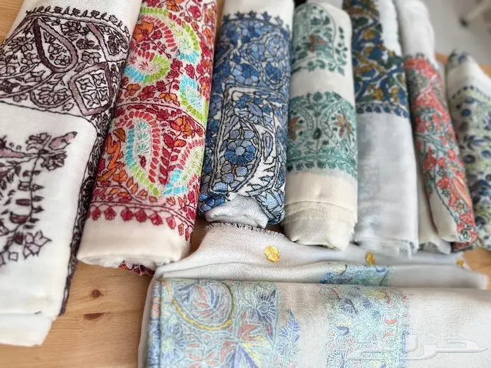 غتر الباشمينا الكشميرية المطرزة يدويا 1