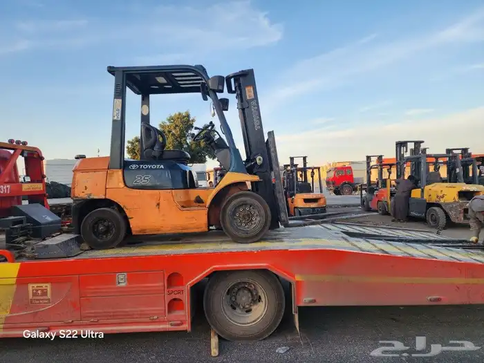 رافعة شوكيه(forklift)فوركلفت للايجار 3