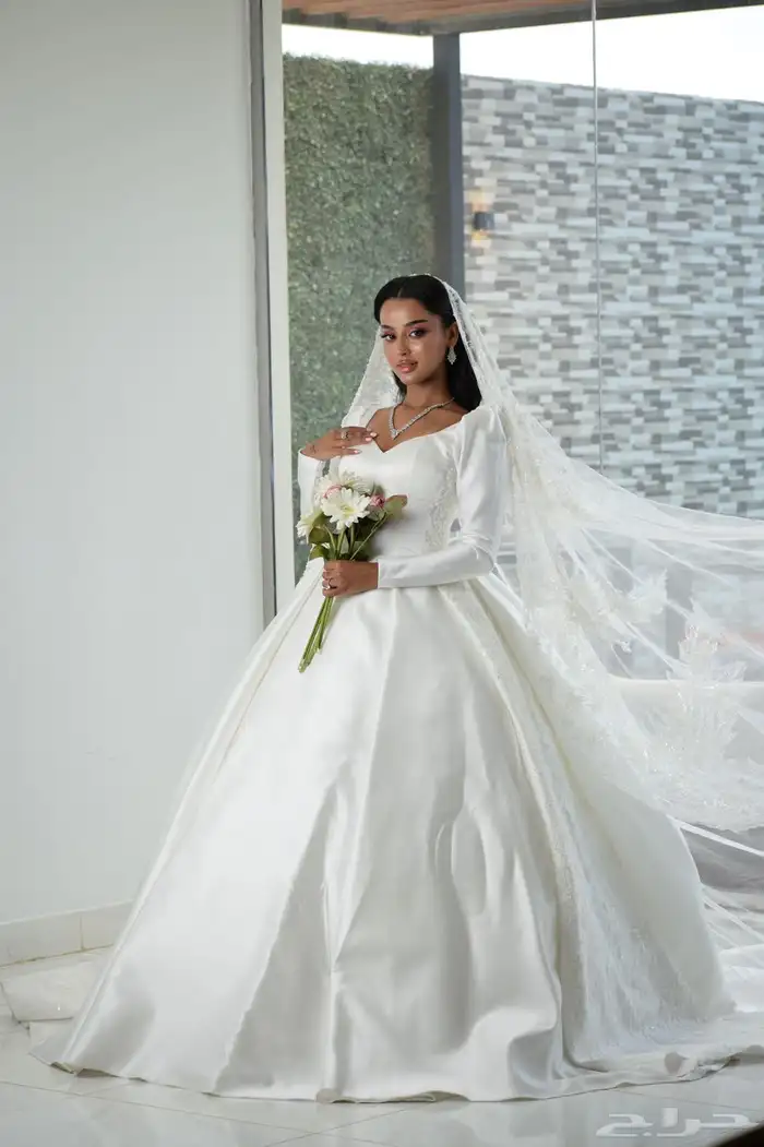 فستان زفاف عروسه للبيع 0