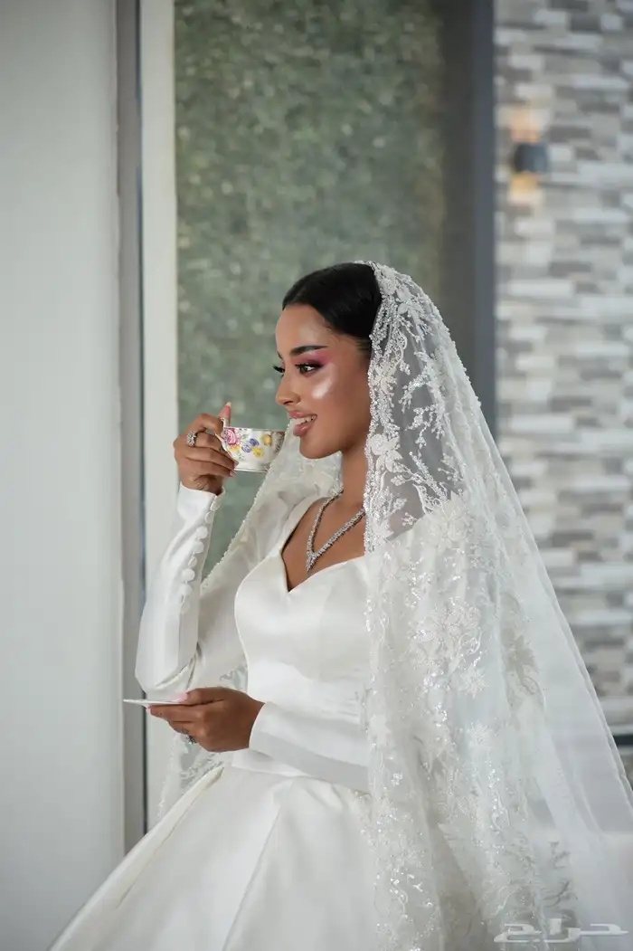 فستان زفاف عروسه للبيع 2