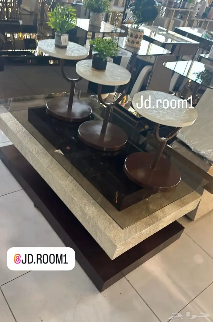 طاولات خدمه 0
