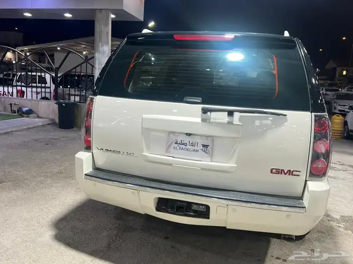 جي ام سي يوكن XL دينالي شاص طويل 19