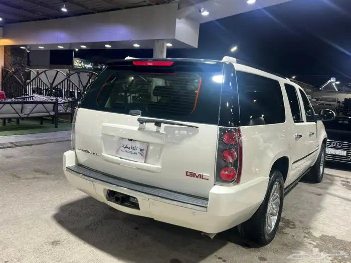 جي ام سي يوكن XL دينالي شاص طويل 7