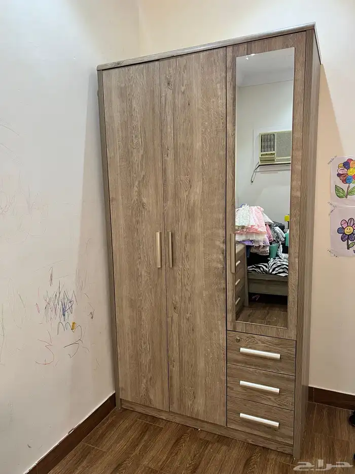 غرفة نوم ( دولاب - سرير - طاولة تسريحة) 16