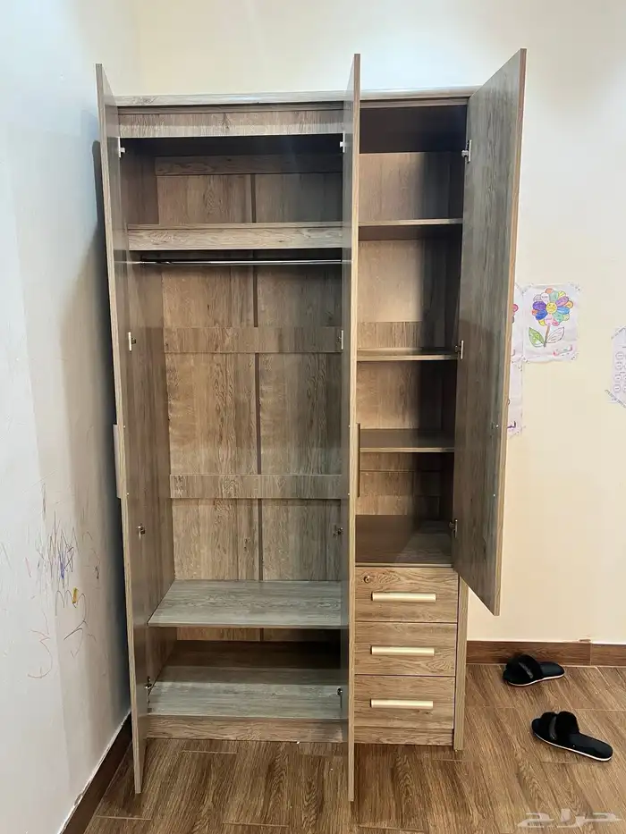 غرفة نوم ( دولاب - سرير - طاولة تسريحة) 14