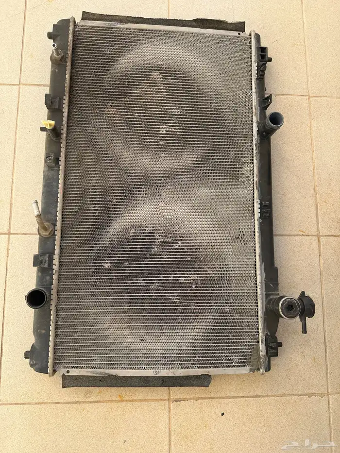 للبيع اديتر كامري قير اتماتيك موديل 2011 0