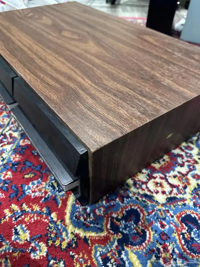 دولاب ادراج اشرطة فديو قديم 2