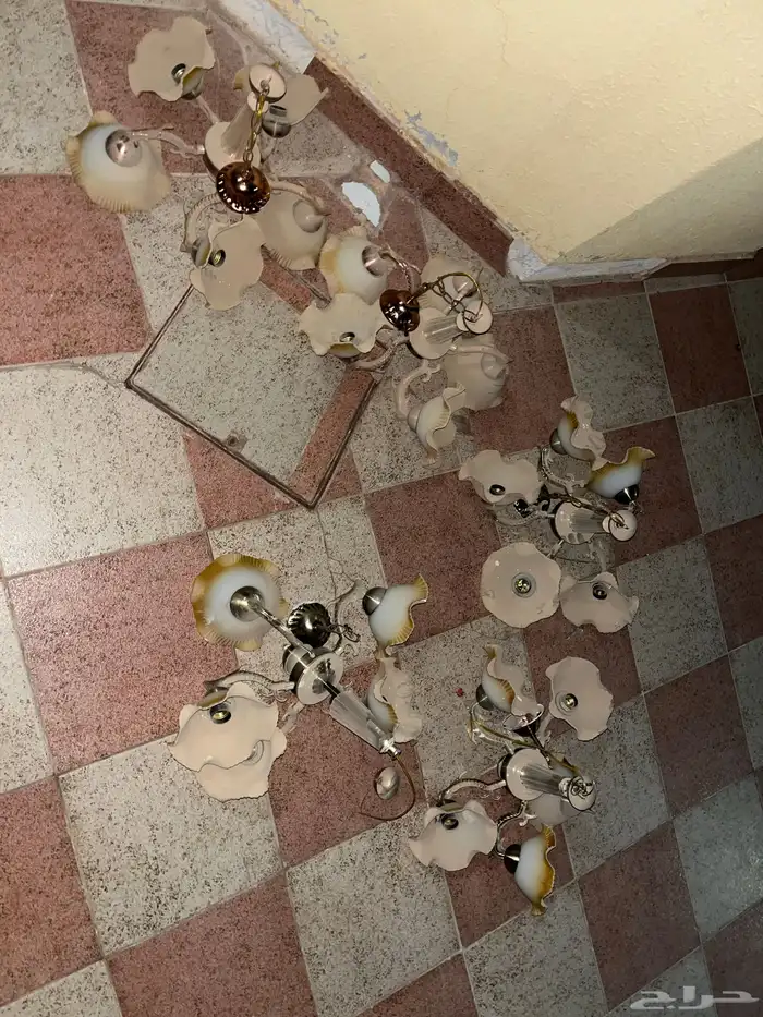 5 ثريات للبيع 0