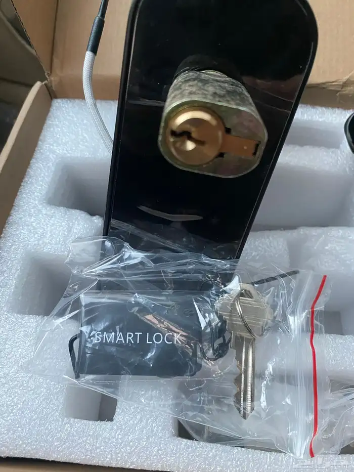 قفل باب ذكي 4