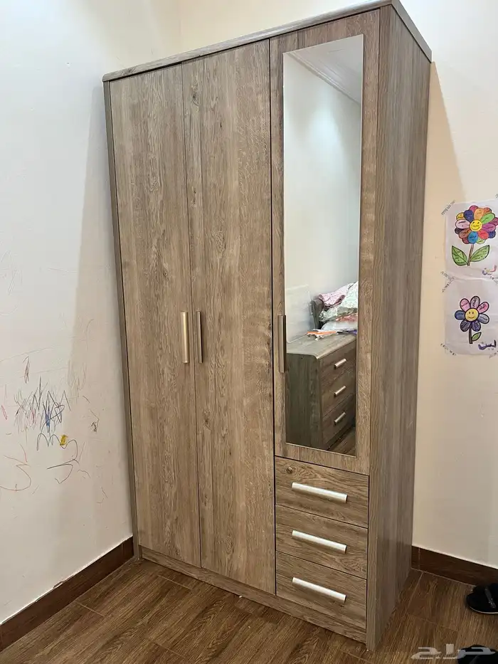 غرفة نوم ( دولاب - سرير - طاولة تسريحة) 15