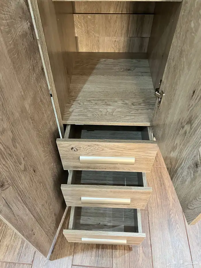 غرفة نوم ( دولاب - سرير - طاولة تسريحة) 11