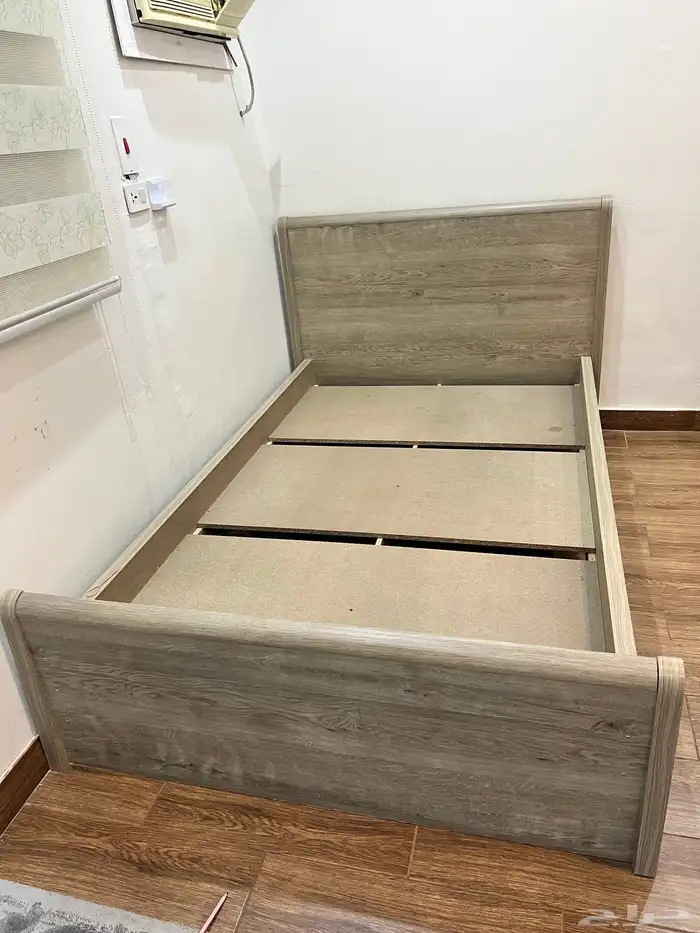 غرفة نوم ( دولاب - سرير - طاولة تسريحة) 7