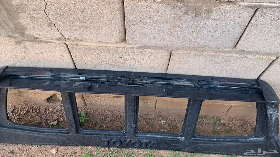 جناح هايلوكس فايبر 0