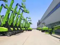 سيزرلفت و مانلفت للايجار بالرياض manlift for rent   scissor 1