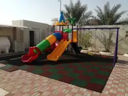 مراجيح خارجية ضد الصدأ قوية ومتينة نطاطات ارضيات ربر مطاطي 0