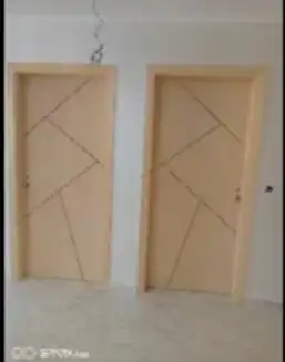 تصنيع ابواب خشب بي شكل جميل 7