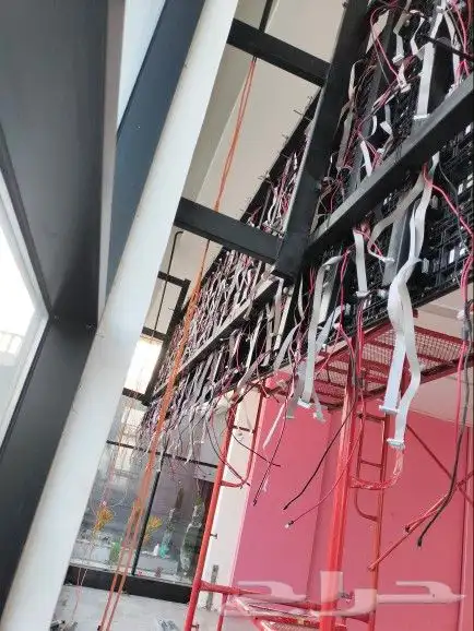 تجميع وصيانه شاشات ليد اسكرين 3