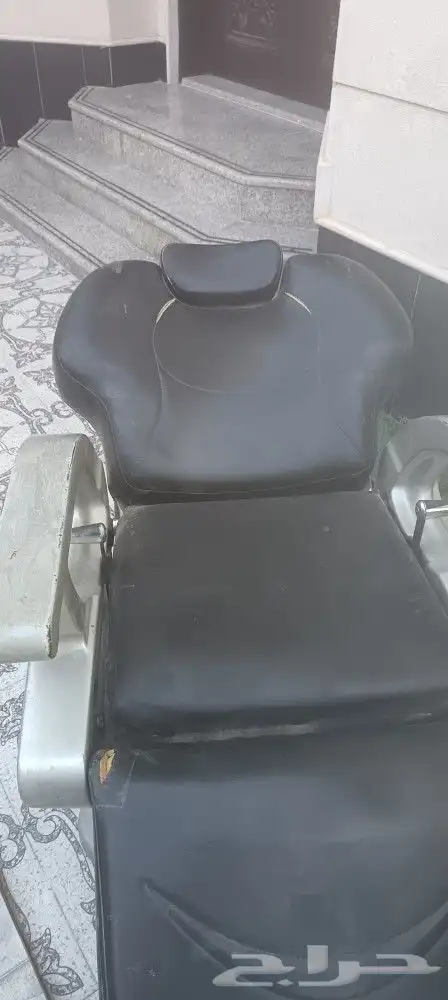 كرسي حلاق عددها 3 مستخدم استخدام خفيف تعتبر جديده 0