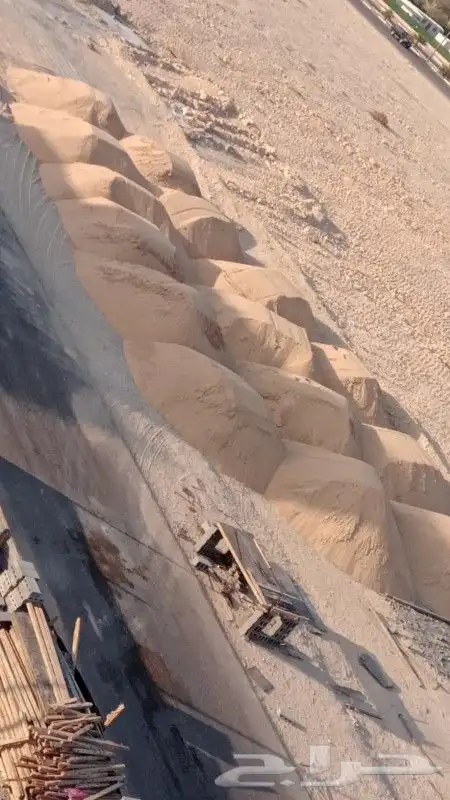 معدات ثقيله للايجار 31