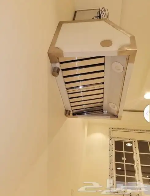 معلم مدخنة مطاعم.. 1