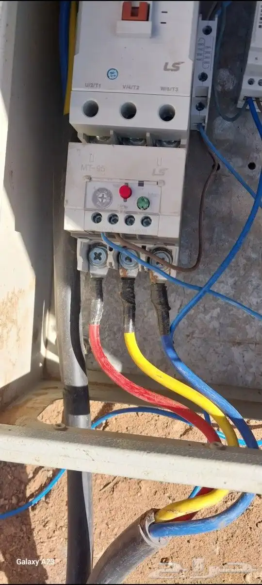 فني لوحات تحكم دينموات وغطاسات ومولدات تنزيل غطاسات دفاعات ر 1
