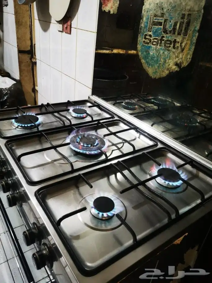 صيانه وتنظيف وتلميع افران الغاز بالرياض 8