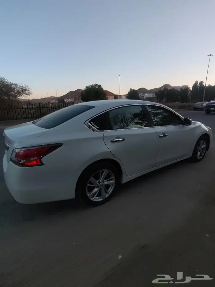 التيما نيسان 2014 سته سلندر 1