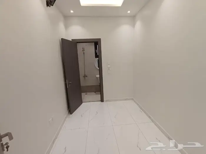 للايجار شقه فاخره جدا ف حي الياقوت جديده 3