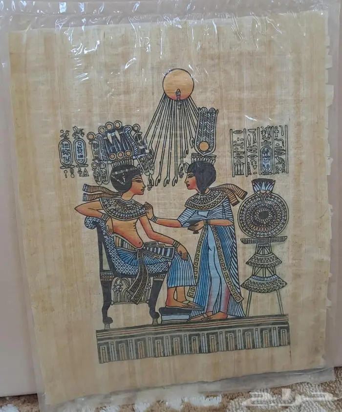 رسوم فرعونية ملونة على ورق بردي بريدة 2