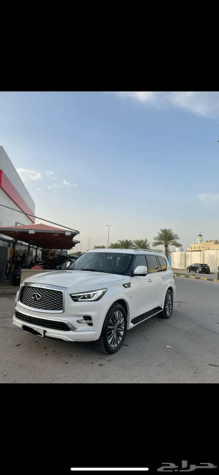 إنفنيتي QX80 2020 مخزن شبه جديد 2
