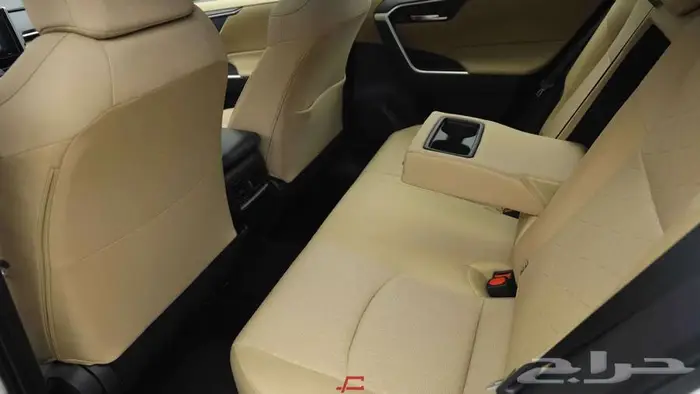 تويوتا راف فور XLE بنزين 2.5 خليجي 2024 14