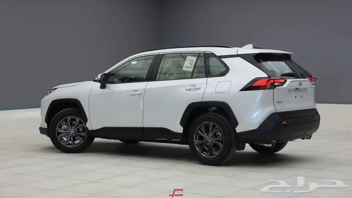 تويوتا راف فور XLE بنزين 2.5 خليجي 2024 3