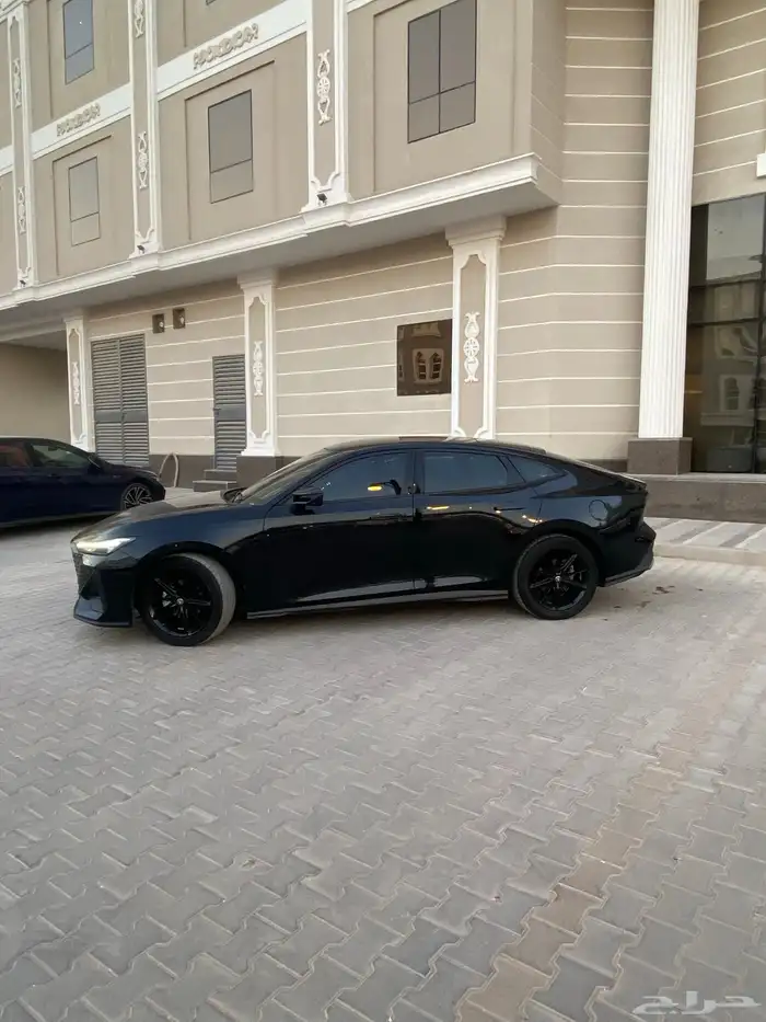 يوني في 2023 منوة المستخدم 1