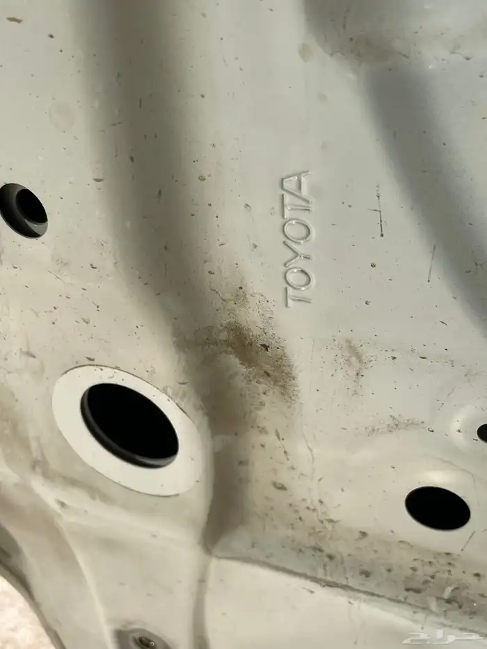 كبوت كامري 2018-2024 اصلي مستعمل نظيف في ملاحظة وحده 3