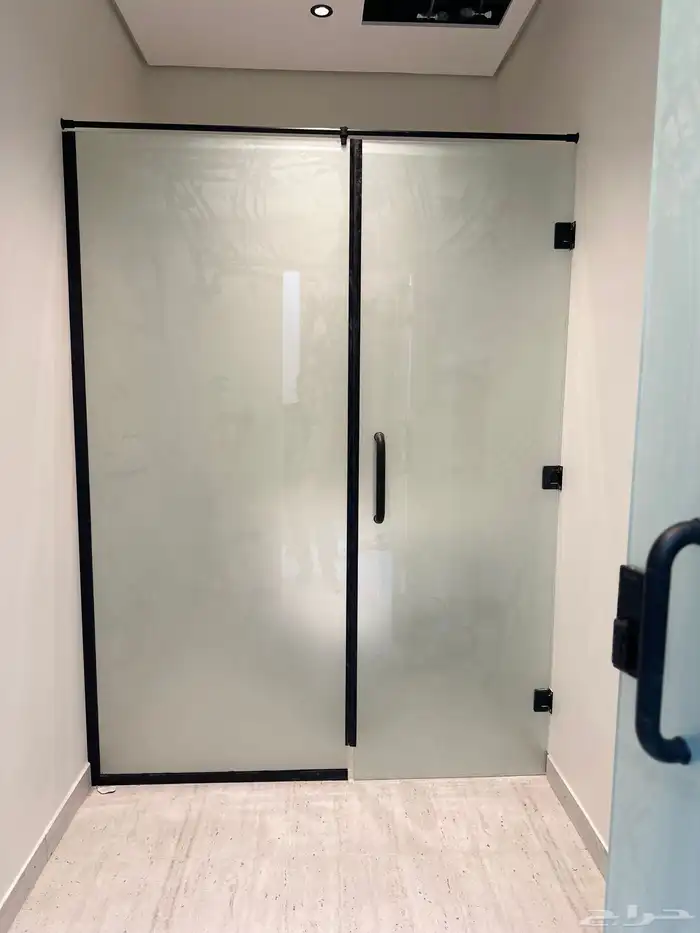 زجاج سكربت ومرايات وشورات وألمنيوم تركيب زجاج 0