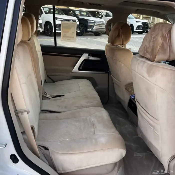 تويوتا في اكس ار 2021 ماشي 27 الف 8