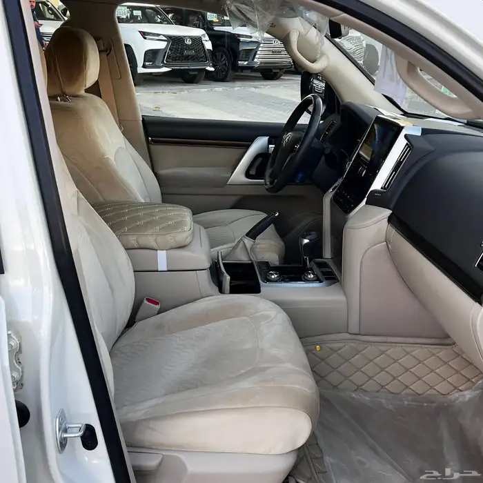 تويوتا في اكس ار 2021 ماشي 27 الف 7