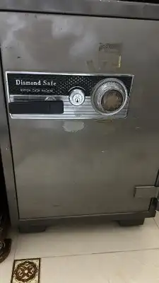 محل فتح وبرمجة جميع الخزنات 0