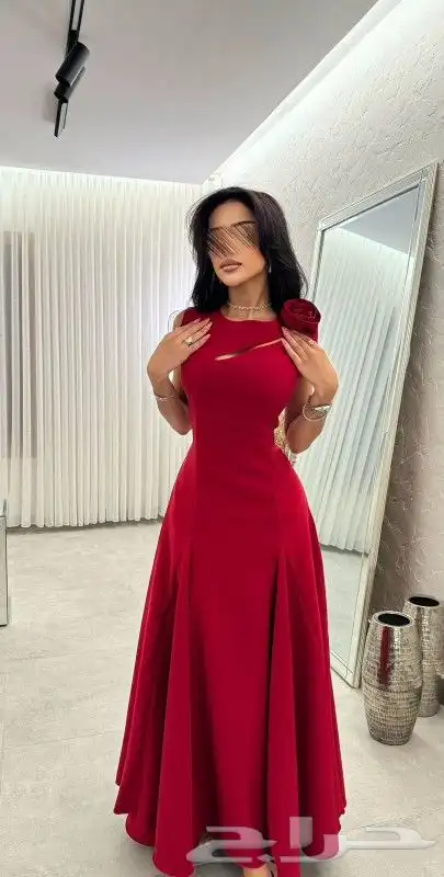 تشكيلة واسعه من فساتين المخمل و فساتين المناسبات و سهرات 36