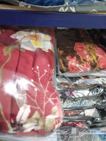 يوجد لدينا البطانيات بسعرالجمله علا حسب الوزن والتوصيل مجاني 8