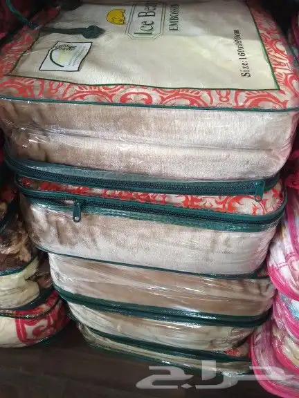 يوجد لدينا البطانيات بسعرالجمله علا حسب الوزن والتوصيل مجاني 24