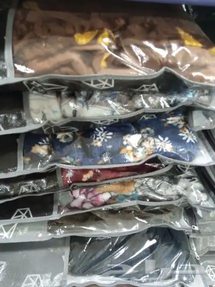 يوجد لدينا البطانيات بسعرالجمله علا حسب الوزن والتوصيل مجاني 2