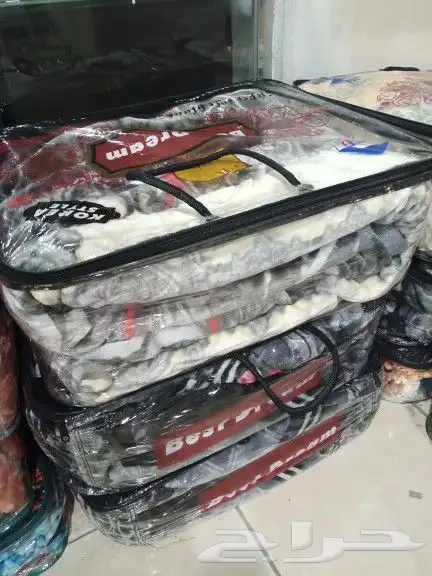 يوجد لدينا البطانيات بسعرالجمله علا حسب الوزن والتوصيل مجاني 20