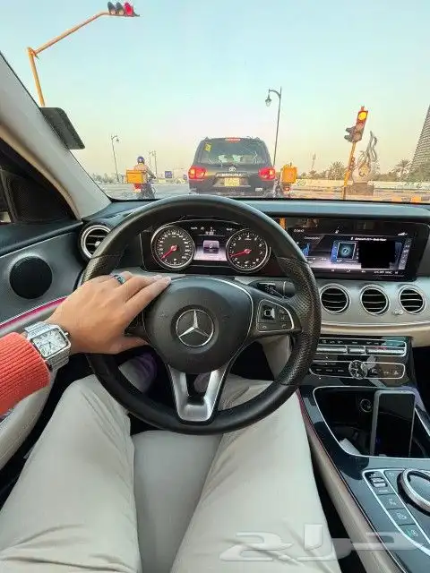 مرسيدس بنز e200 2018 جفالي نظيف 3