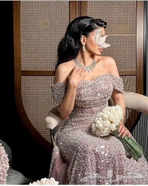 تشكيلة واسعه من فساتين المخمل و فساتين المناسبات و سهرات 32