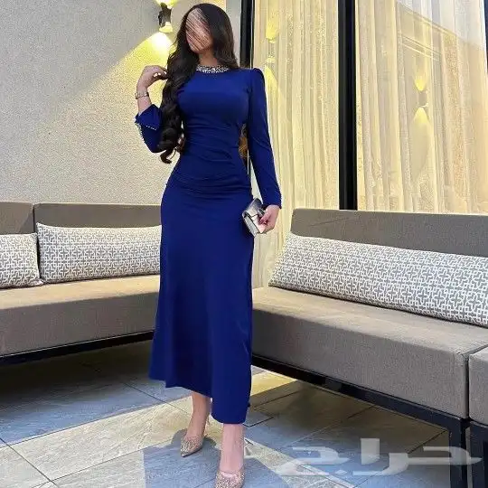 تشكيلة واسعه من فساتين المخمل و فساتين المناسبات و سهرات 25