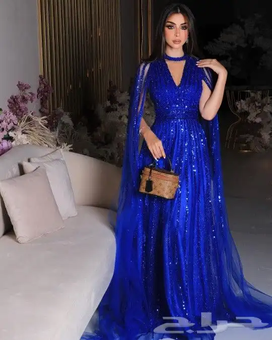 تشكيلة واسعه من فساتين المخمل و فساتين المناسبات و سهرات 15