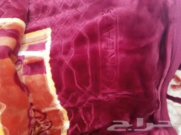 يوجد لدينا البطانيات بسعرالجمله علا حسب الوزن والتوصيل مجاني 18