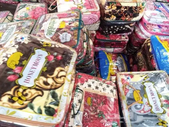 يوجد لدينا البطانيات بسعرالجمله علا حسب الوزن والتوصيل مجاني 30